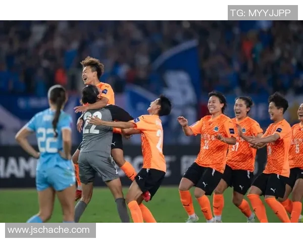 武汉足球队重塑辉煌之路:从低谷到冠军赛的蜕变与追梦历程